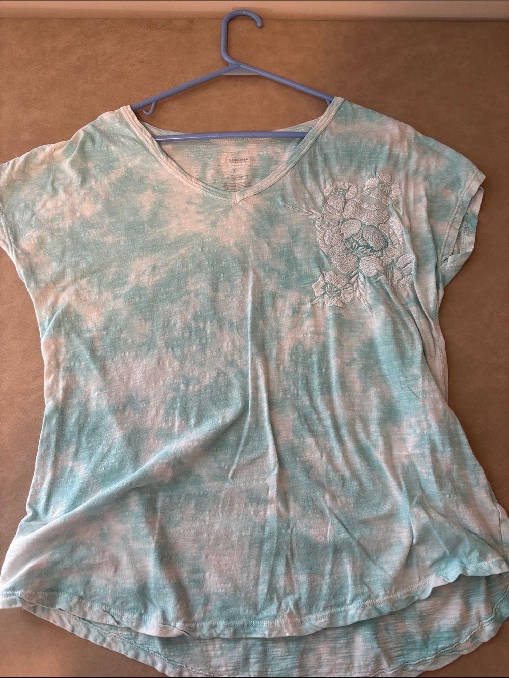 Sonoma Light Blue Tie-Dye Floral V-Neck Short Sleeve Top